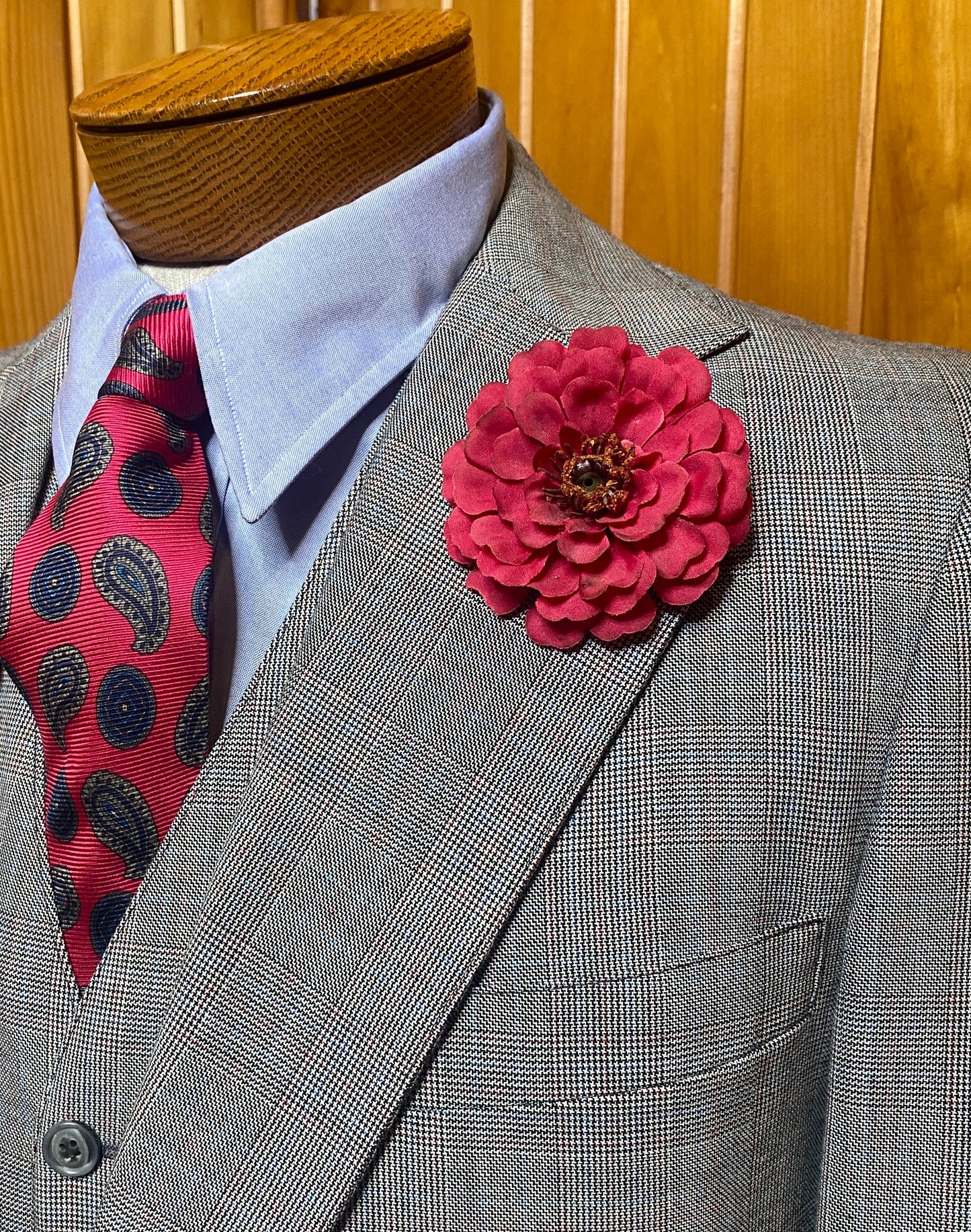 Red Layflower Boutonnière