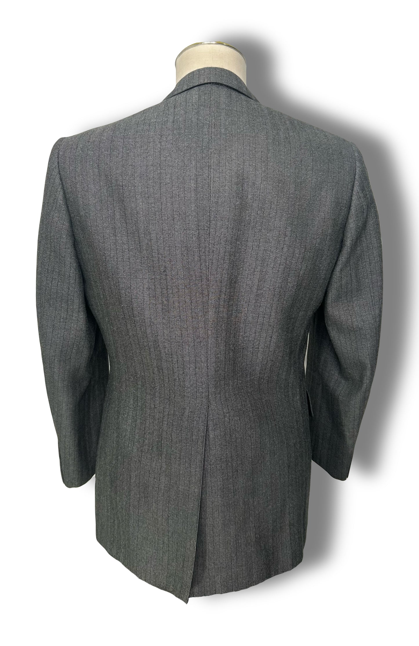 Grey Herringbone 3 Piece Suit (40)