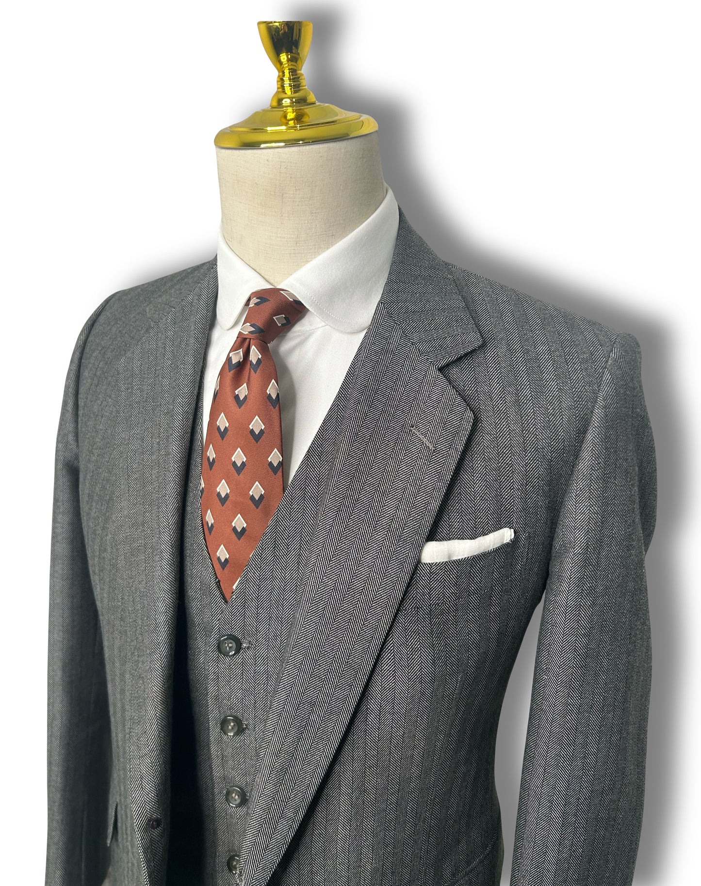 Grey Herringbone 3 Piece Suit (40)
