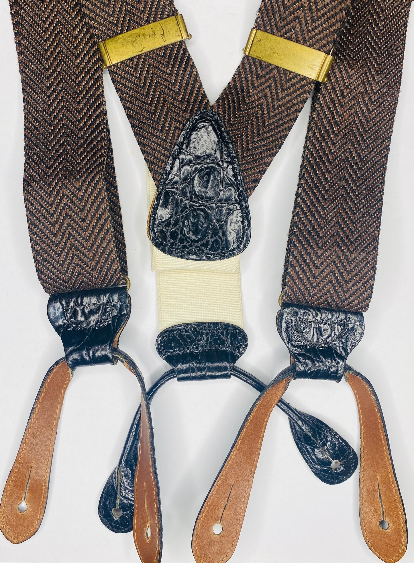 Brown Suspenders & Tie Pairing