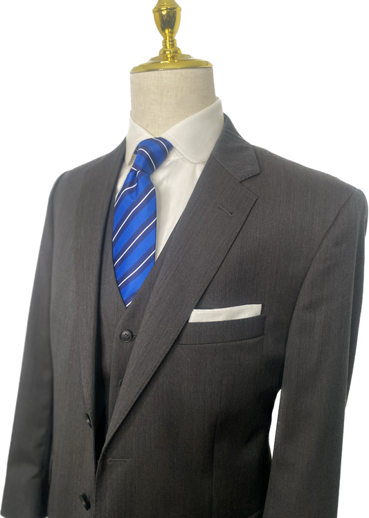 Charcoal 3-Piece Suit (41)