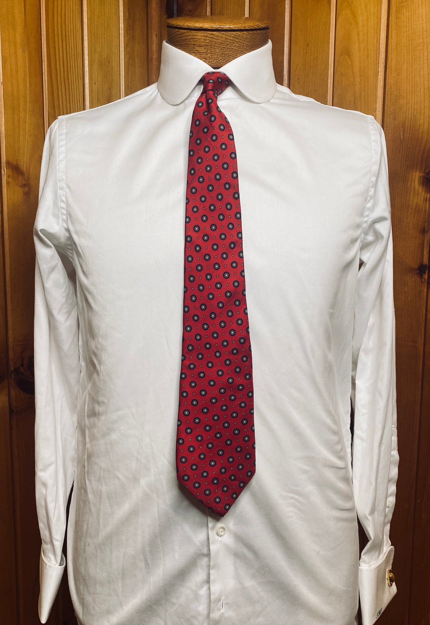 Red Medallion Tie