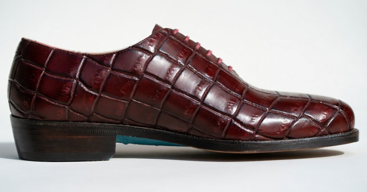 Lolong Wholecut (Burgundy)