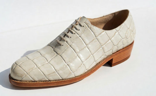 Lolong Wholecut (Ivory)