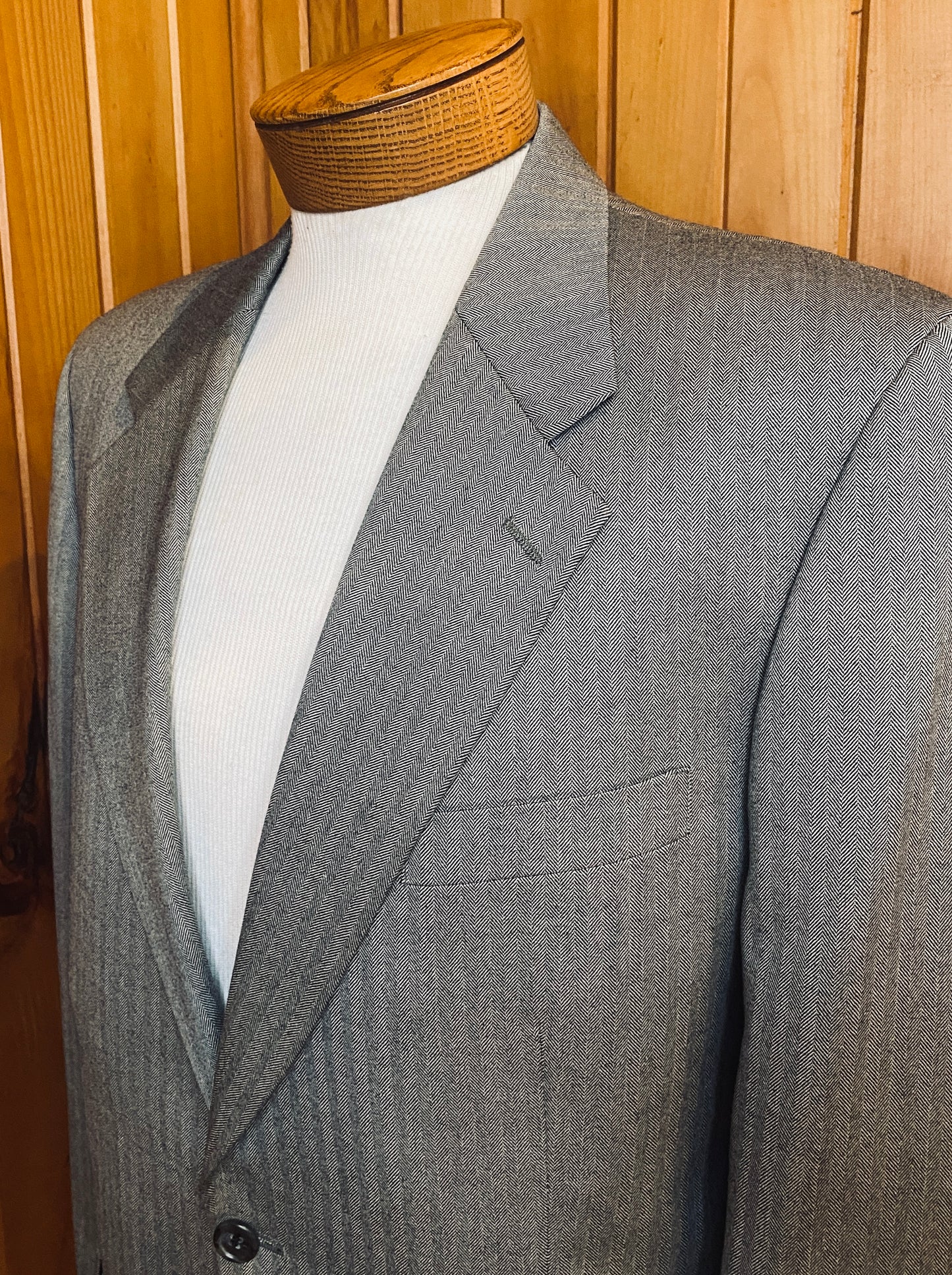 Grey Herringbone 2-Piece Suit (42)